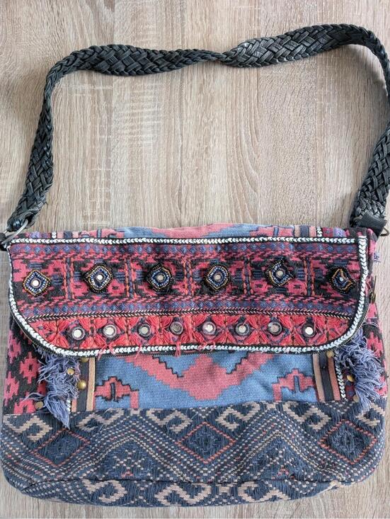 Free People Handbags - Free People Red and Blue Embroidered Boho Crossbody Bag